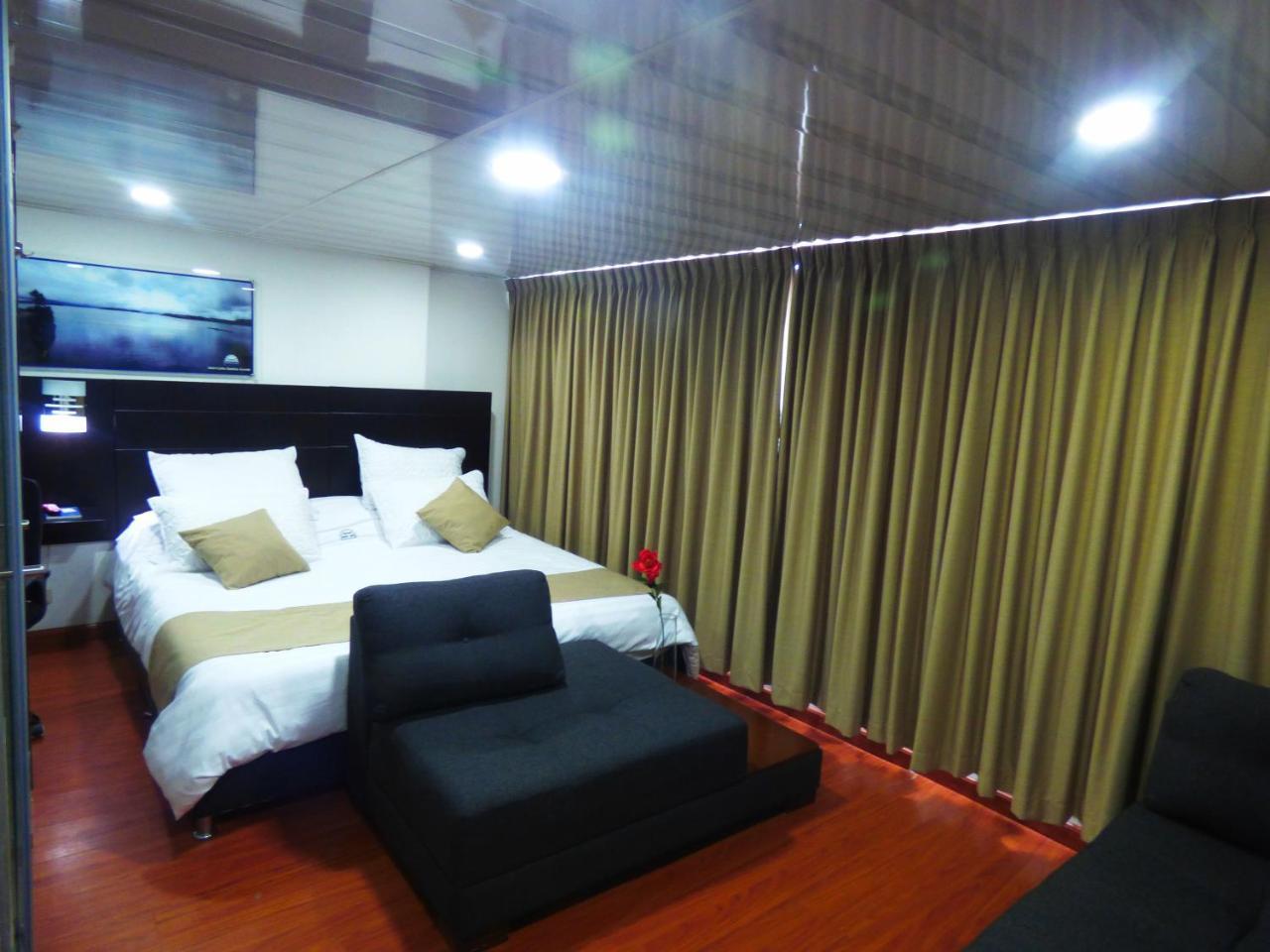 Suite Santa Lucia Hotel Boutique Sogamoso Exteriör bild